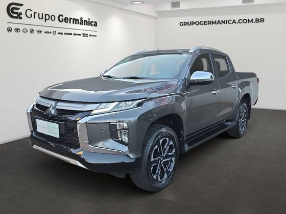 MITSUBISHI L200 TRITON 2.4 16V TURBO DIESEL SPORT HPE-S CD 4P 4X4 AUTOMÁTICO MITSUBISHI L200 TRITON 2.4 16V TURBO DIESEL SPORT HPE-S CD 4P 4X4 AUTOMÁTICO